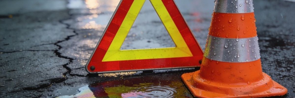 FW-RS: Feuerwehr Remscheid im Einsatz bei mehreren Betriebsmittelspuren im Stadtgebiet
