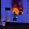FW-DO: Werkstattbrand auf Möbelhausgelände Roller