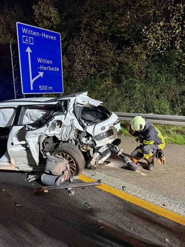 FW-EN: Verkehrsunfall auf Autobahn