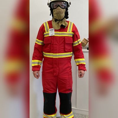 FW-AR: Einsatzkleidung angepasst: Feuerwehr Arnsberg beschafft leichte Ausrüstung für Wald- und Vegetationsbrände