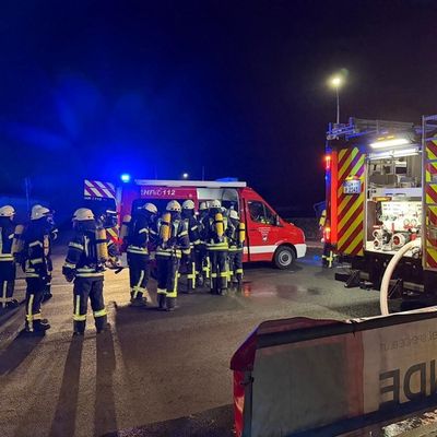 FW-ROW: Küchenbrand in Flüchtlingsunterkunft - Bewohner retten sich selbst