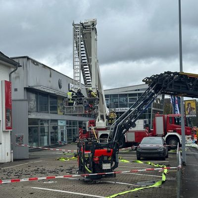 FW-MH: Dritte Folgemeldung zum Großbrand an der Kölner Straße