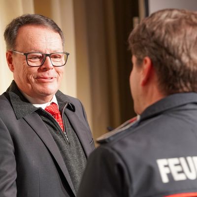 KFV Bodenseekreis: 366 Rettungskräfte erhalten Bevölkerungsschutz-Medaille für Hochwasser-Einsatz 2024