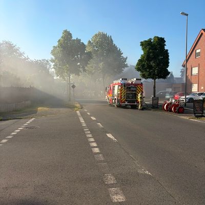 FW Gronau: Wohnhausbrand an der Nienborger Straße - Feuerwehr Gronau verhindert Schlimmeres