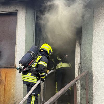 Feuerwehr MTK: Ausbildung unter Realbedingungen: Intensives Übungswochenende auf Europas größtem Übungszentrum