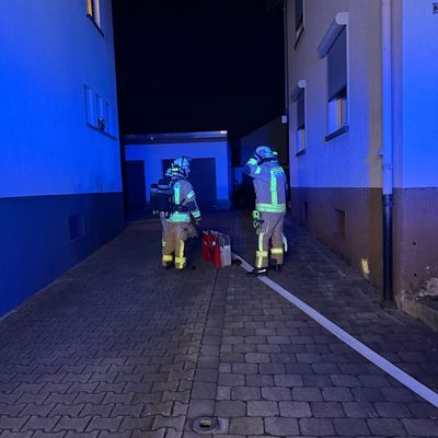 FW Weinheim: Mehrere Brandeinsätze beschäftigen Feuerwehr über das Pfingstwochenende