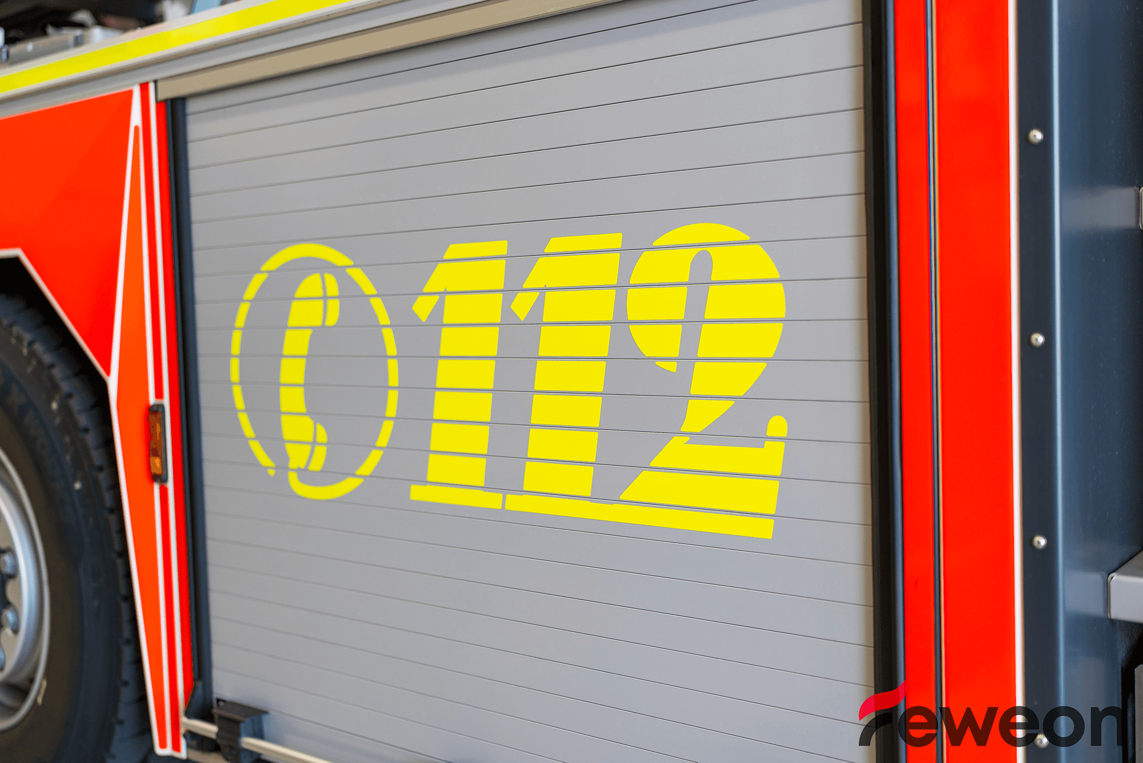 FW Hannover: Küchenbrand in Mehrfamilienhaus