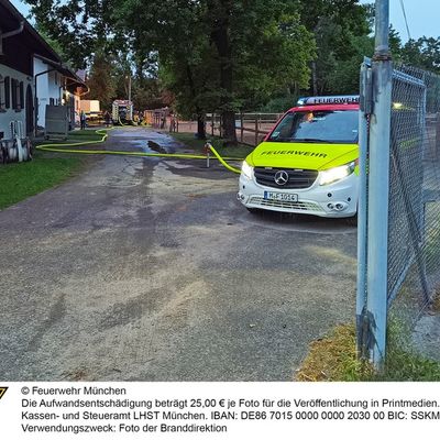 FW-M: Brand in Polizeiinspektion (Riem)