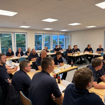 FW Hünxe: Beginn der Grundausbildung für Feuerwehrleute aus Hünxe und Schermbeck