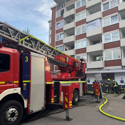FW-GE: Feuer mit Menschenleben in Gefahr in Bulmke-Hüllen