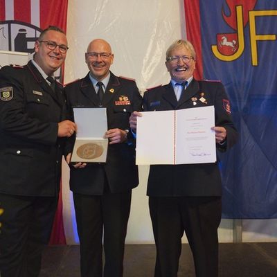 FW Flotwedel: 100 Jahre im Dienst der Gemeinschaft: Feuerwehr und Feuerwehrkapelle Oppershausen feiern historisches Doppeljubiläum