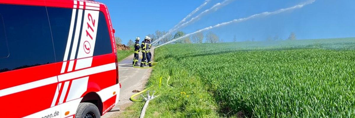 FW Beverungen: Maschinisten-Lehrgang erfolgreich abgeschlossen / Praxisprüfung mit anspruchsvoller Wasserförderung