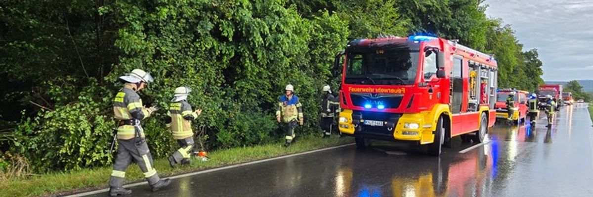 FW-Radolfzell: Verkehrsunfall zwischen Radolfzell und Möggingen
