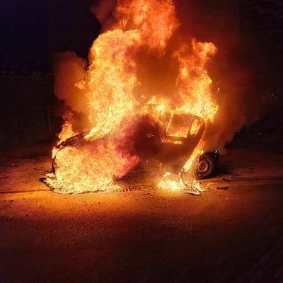 FW Celle: Fahrzeugbrand in Altencelle