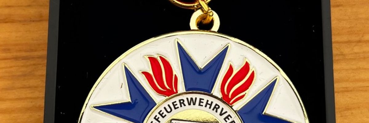 FW Kreis Soest: Delegiertenversammlung des Kreisfeuerwehrverbandes in Rüthen- höchste Auszeichnung für 2 Feuerwehrangehörige