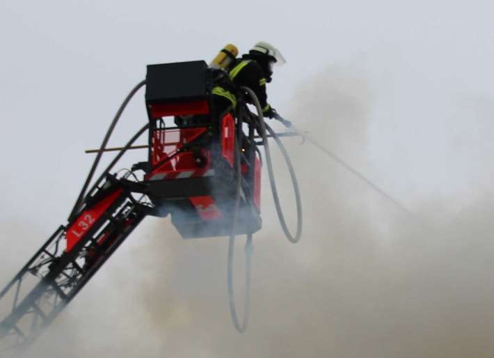 FW-BN: Feuer auf Balkon schnell gelöscht