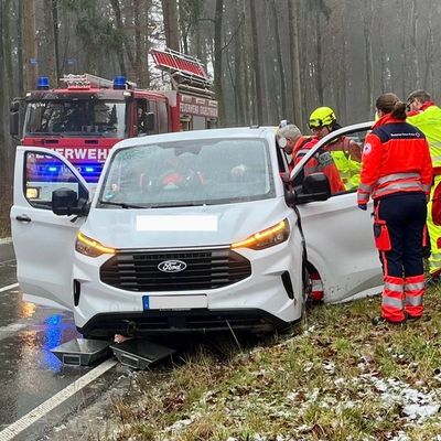 FW Eigeltingen: Verkehrsunfall bei Heudorf (Hegau)