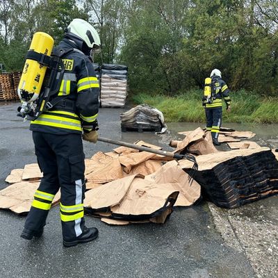 FW-EN: Großbrand in Gewerbebetrieb am Morgen verhindert