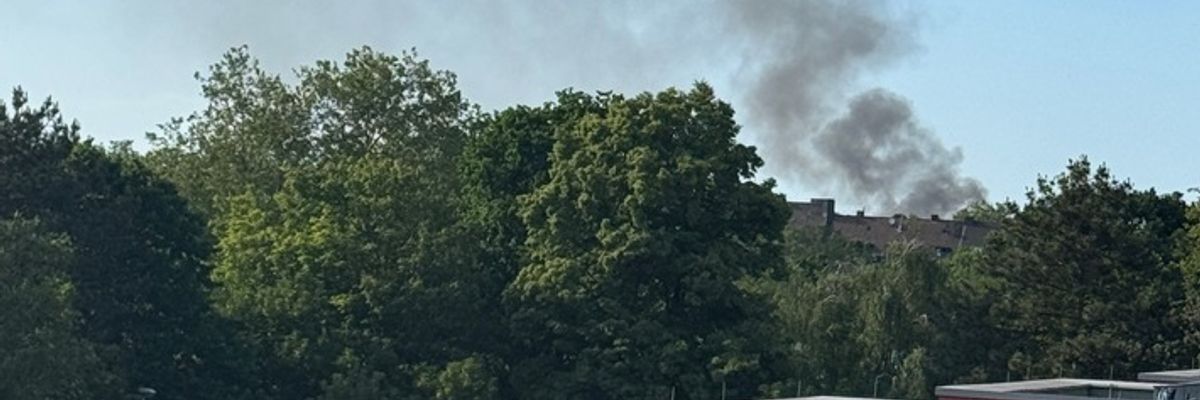 FW-DO: Großbrand auf Recyclinghof im Dortmunder-Lindenhorst Mischmüll und Altreifen in Flammen - rund 80 Einsatzkräfte im Einsatz