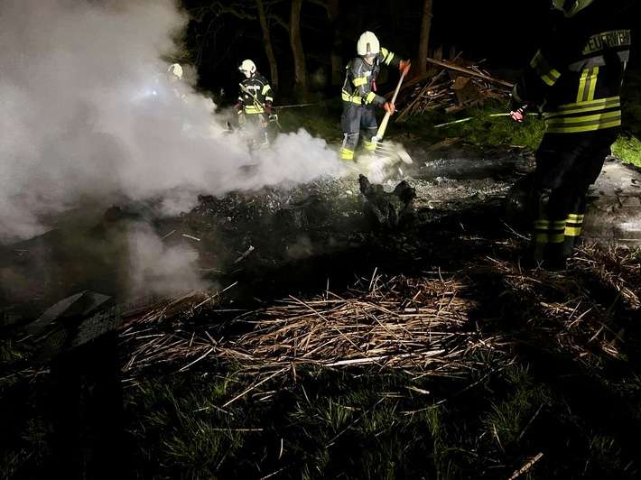 FW-EN: Gemeldeter Waldbrand am Ostersonntag