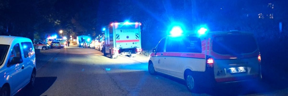 KFV-CW: Brand in Reha-Klinik Mehr als 200 Patienten in Dobel evakuiert/Beherzter Patient startet Löscharbeiten/40 Zimmer nicht mehr bewohnbar