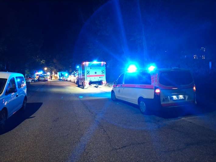 KFV-CW: Brand in Reha-Klinik Mehr als 200 Patienten in Dobel evakuiert/Beherzter Patient startet Löscharbeiten/40 Zimmer nicht mehr bewohnbar