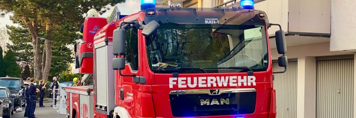 FW-MK: Brand in Wohnung - Eine Person gerettet