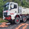 FW VG Westerburg: Frontalzusammenstoß mit LKW - Feuerwehr befreit PKW Fahrer