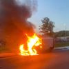FW Lehrte: Transporter gerät in Brand