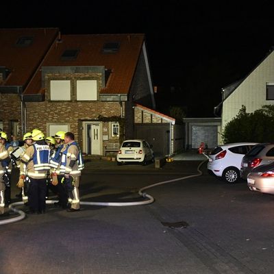 FW Pulheim: Geyen - Gasaustritt in Wohngebiet