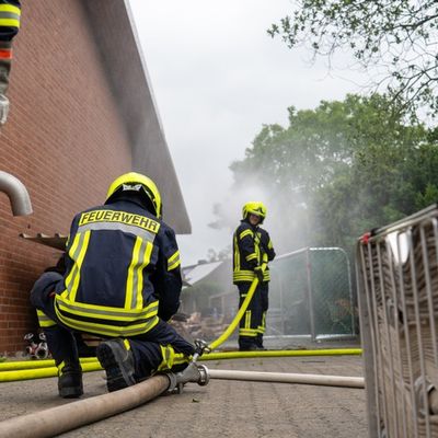 FW Flotwedel: Verstärkung für die Einsatzabteilungen: 15 Feuerwehrleute schließen Ausbildung erfolgreich ab