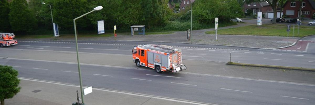 FW-BOT: Flächenbrand in Bottrop