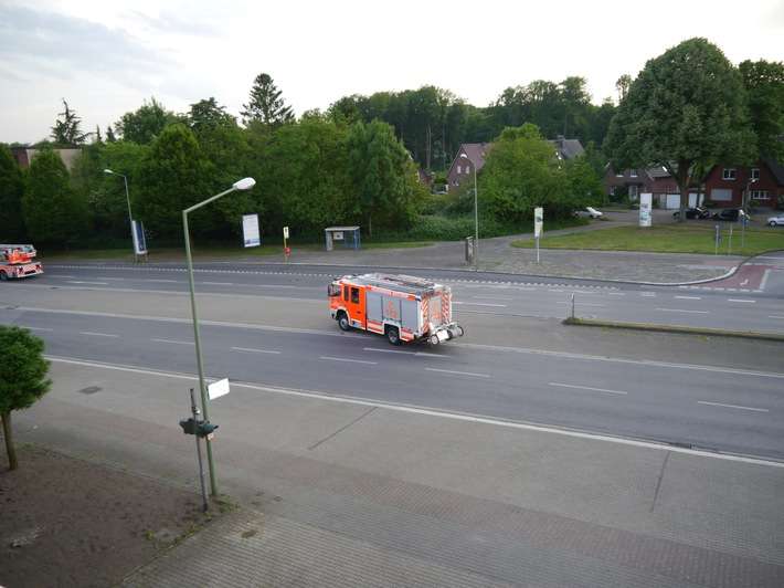 FW-BOT: Flächenbrand in Bottrop
