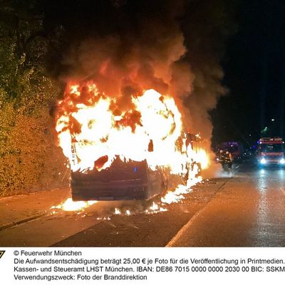 FW-M: Bus in Vollbrand (Laim)