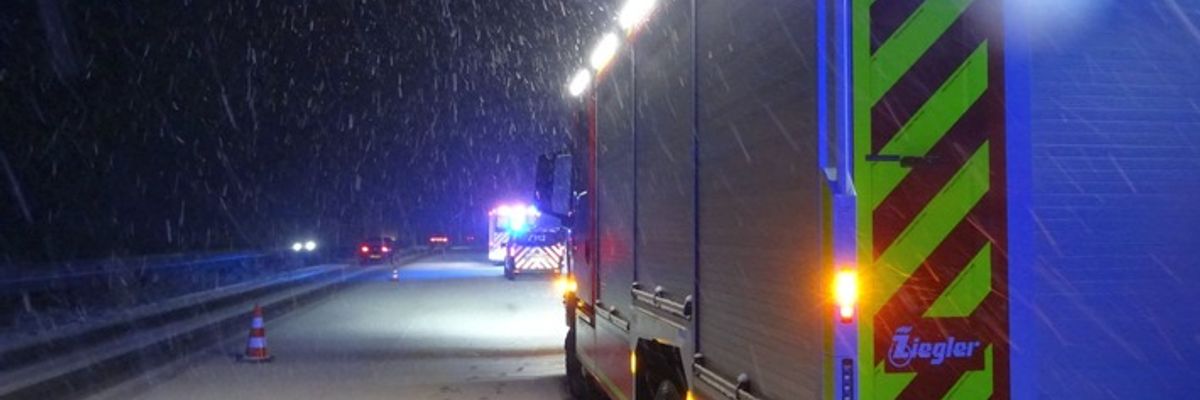 FW Sonsbeck: Absicherung einer Einsatzstelle auf der A57