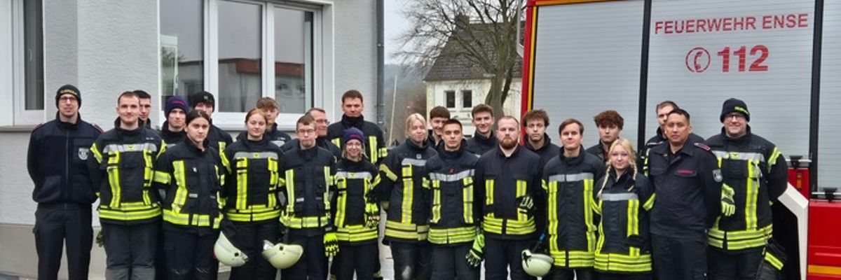 FW Ense: Gemeinsamer Grundlehrgang - Modul 1 erfolgreich abgeschlossen