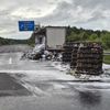 FW Helmstedt: Lkw Auflieger brennt auf Autobahn
