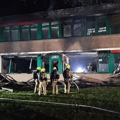 FW Gronau: Nächtlicher Brand am Berufskolleg für Wirtschaft und Verwaltung