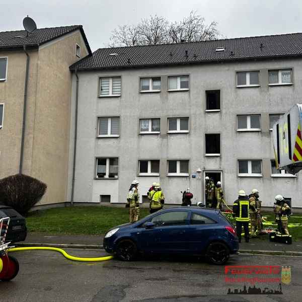 FW-RE: Kellerbrand in Recklinghausen-Süd - keine Verletzten