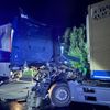FW Helmstedt: Auffahrunfall mit zwei LKW
