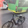 FW-OB: Verkehrsunfall zwischen Linienbus und Radfahrerin