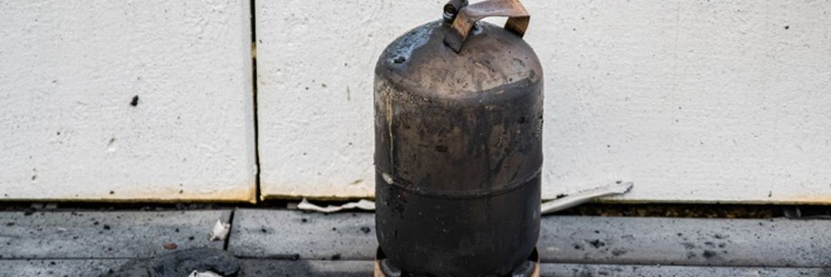 FW-MK: Brand auf einer Dachterrasse in Lössel
