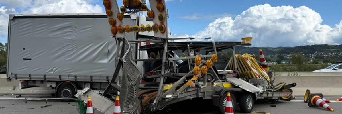 FW Weinheim: Verkehrsunfall mit LKW auf der BAB 5 in Weinheim