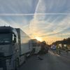 FW Hannover: Die Feuerwehr Hannover wurde heute Morgen zu einem Verkehrsunfall auf die A2 alarmiert. Bei dem Unfall wurde ein LKW-Fahrer verletzt. Die A2 war in Fahrtrichtung Dortmund gesperrt.