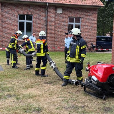 FW-ROW: Feuerwehr Rüspel gewinnt Leistungsvergleich der Samtgemeinde Zeven