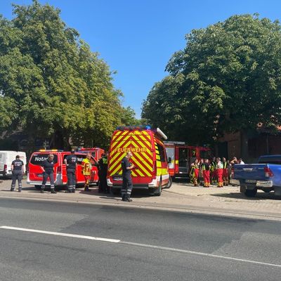 FW Lehrte: Automatischer Handynotruf alarmiert Rettungskräfte
