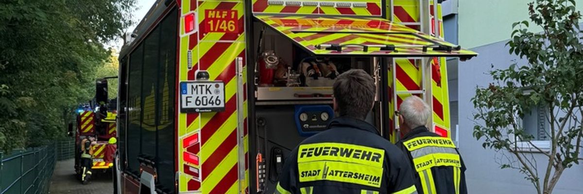 Feuerwehr MTK: Hochhauseinsatz und sechs weitere Alarmierungen halten Feuerwehren auf Trab