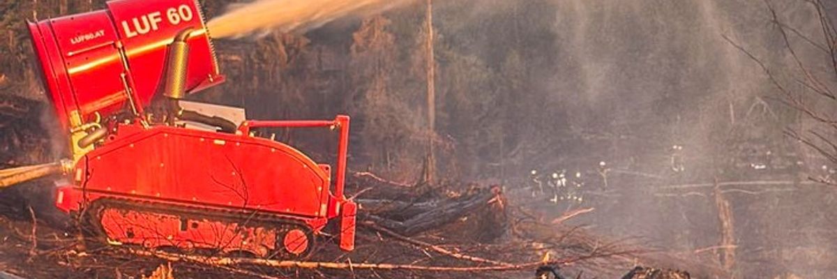 FW Kreis Soest: Waldbrand am Möhnesee - Lage auch nach Tag drei stabil