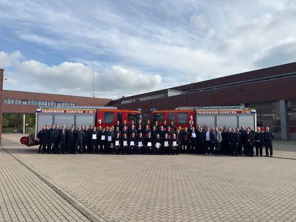 FW-Dorsten: Neue Brandmeister verstärken die Feuerwehr Dorsten