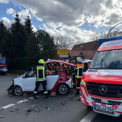 FW-ROW: Verkehrsunfall mit schwerverletzter Person in Hemslingen